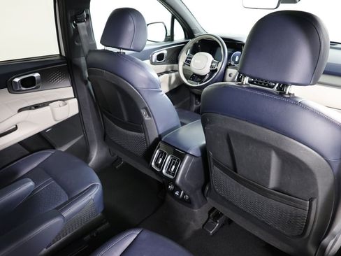 Used 2023 Kia Sorento SX Prestige AWD/4WD image 42