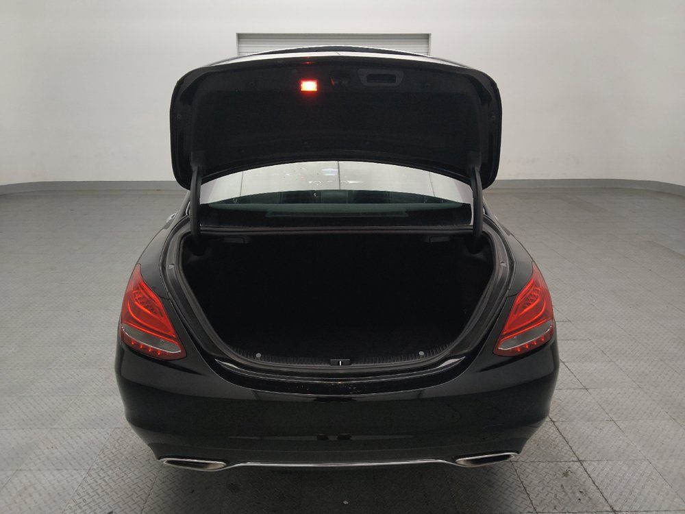 Used 2018 Mercedes-Benz C 300 Sedan w/ Premium Package image 29