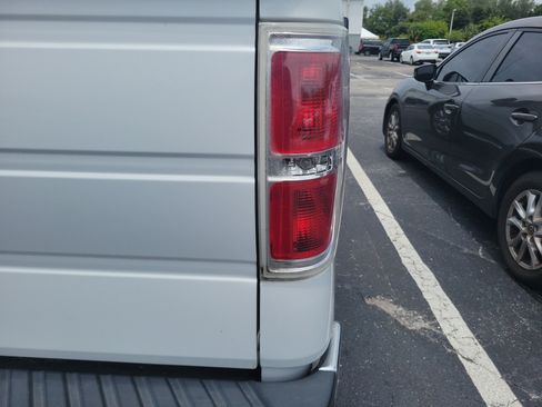 Used 2013 Ford F150 XLT w/ Luxury Equipment Group RWD image 10