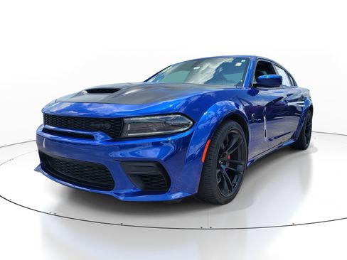 Used 2022 Dodge Charger SRT Hellcat w/ Harman/Kardon Audio Group RWD image 3