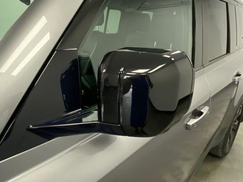 Used 2020 Land Rover Defender 110 HSE image 12