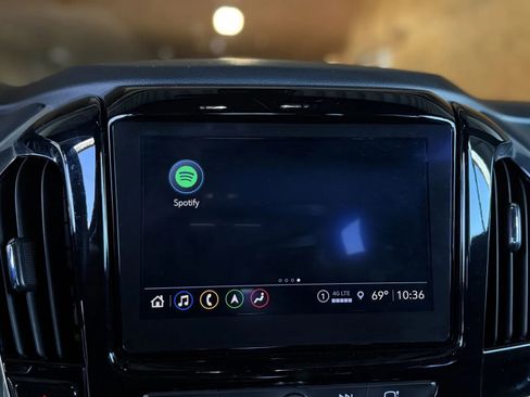 Used 2023 Chevrolet Traverse Premier w/ Redline Edition image 37