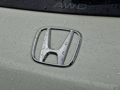 Used 2025 Honda HR-V Sport image 30