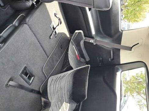 Used 2021 GMC Acadia Denali w/ GMC Pro Grade Package image 38