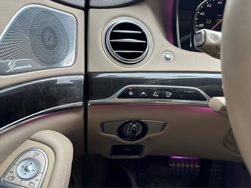 Used 2016 Mercedes-Benz S 550 Sedan image 17