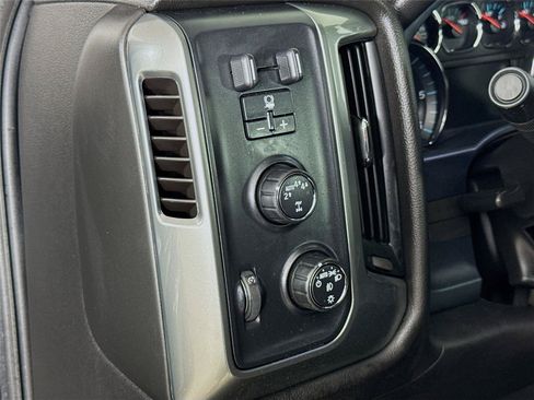 Used 2018 Chevrolet Silverado 1500 LT w/ All Star Edition AWD/4WD image 12