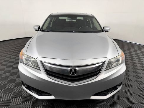 Used 2013 Acura ILX w/ Premium Package FWD image 4