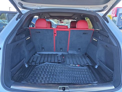 Used 2021 Audi SQ5 Prestige w/ Prestige Package image 15