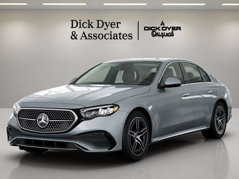 Used 2026 Mercedes-Benz E 350 Sedan image 2