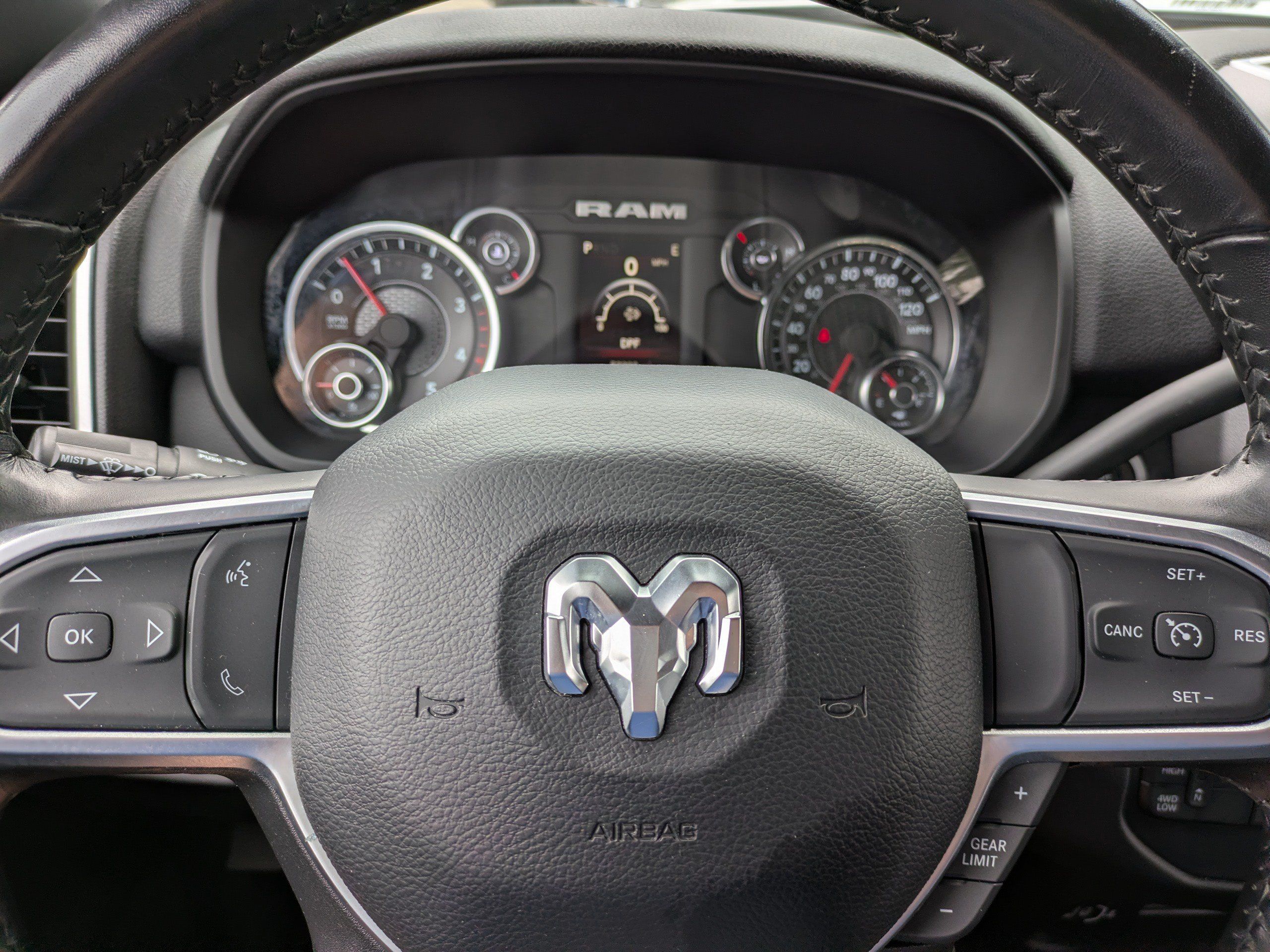 Used 2024 RAM 3500 Big Horn AWD/4WD image 23