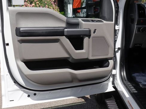 Used 2022 Ford F550 2WD Regular Cab Super Duty w/ XLT Value Package image 16