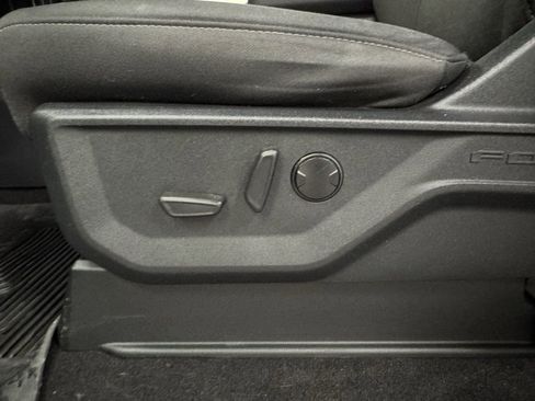 Used 2022 Ford F150 XLT w/ Equipment Group 302A High image 21