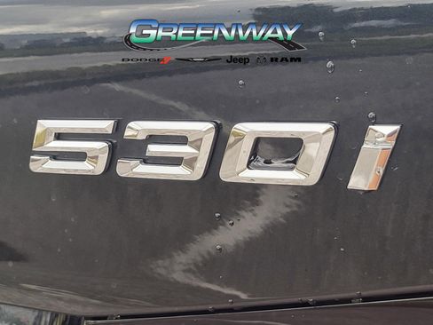Used 2023 BMW 530i w/ Convenience Package image 11