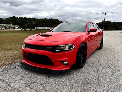 Used 2016 Dodge Charger SRT w/ Harman/Kardon Audio Group image 1