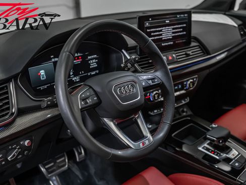 Used 2024 Audi SQ5 Prestige image 28