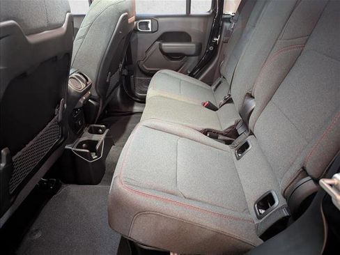 New 2025 Jeep Gladiator Rubicon w/ Convenience Group image 14