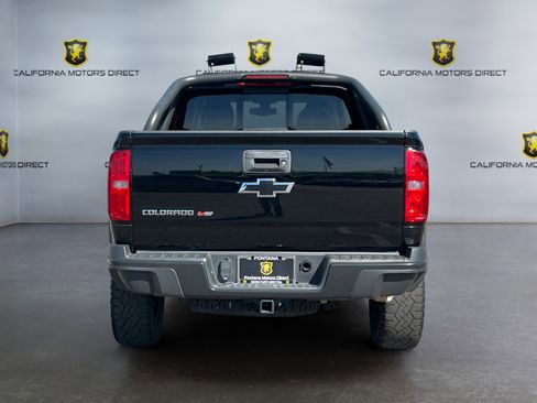 Used 2019 Chevrolet Colorado ZR2 w/ ZR2 Midnight Special Edition image 4