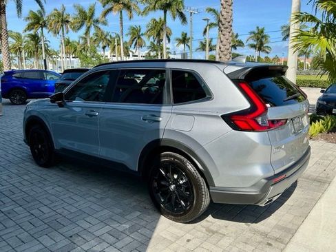 Certified 2025 Honda CR-V Sport image 4