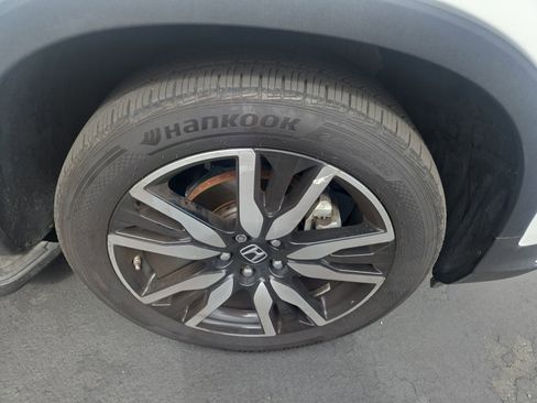 Used 2022 Honda Pilot Elite image 2
