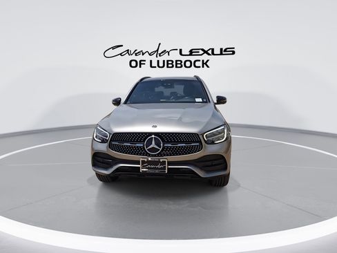 Used 2022 Mercedes-Benz GLC 300 4MATIC image 3