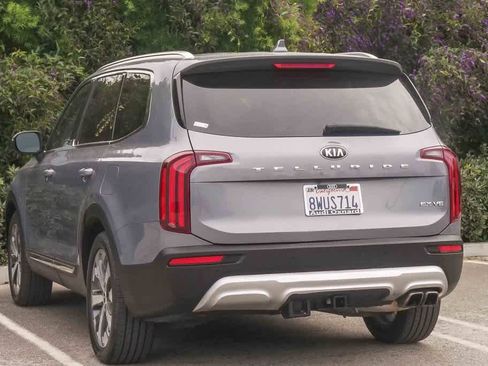 Used 2021 Kia Telluride EX w/ EX Premium Package image 8