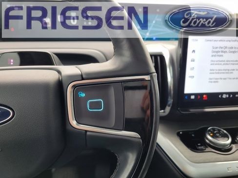 Used 2025 Ford Expedition Max Platinum image 17