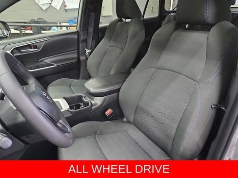 Used 2023 Toyota RAV4 SE w/ Convenience Package AWD/4WD image 15