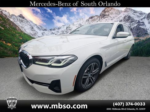 Used 2021 BMW 530e w/ Convenience Package RWD image 19