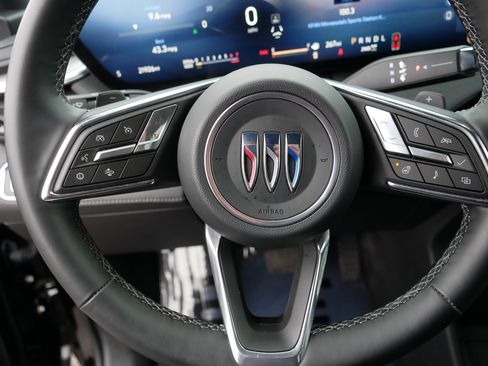 Used 2025 Buick Enclave Preferred image 25