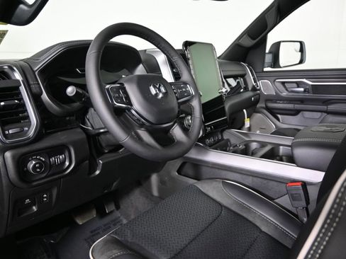 Used 2025 RAM 1500 Laramie AWD/4WD image 24