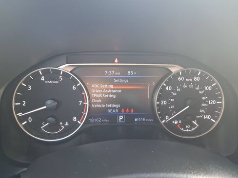 Used 2025 Nissan Altima 2.5 SR FWD image 2