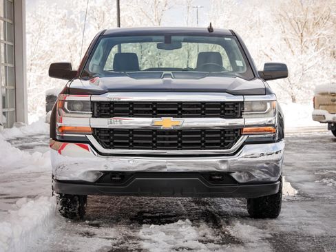 Used 2019 Chevrolet Silverado 1500 LT image 9