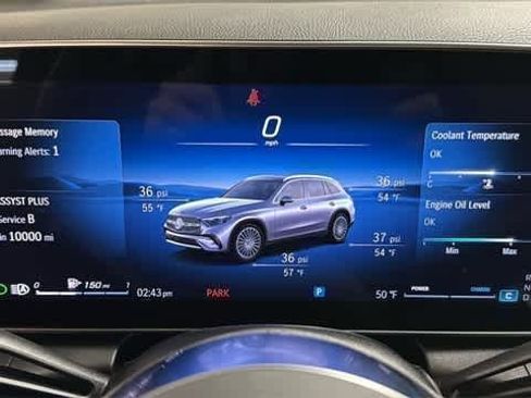 Certified 2025 Mercedes-Benz GLC 300 4MATIC image 18