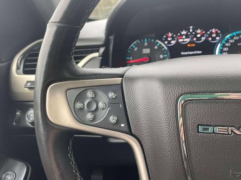 Used 2020 GMC Yukon XL Denali w/ Denali Ultimate Package AWD/4WD image 23