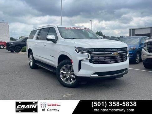 Used 2023 Chevrolet Suburban Premier RWD image 1