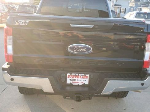 Used 2018 Ford F250 Lariat w/ Chrome Package image 8