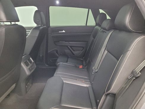 Used 2020 Volkswagen Atlas Cross Sport SEL R-Line image 18