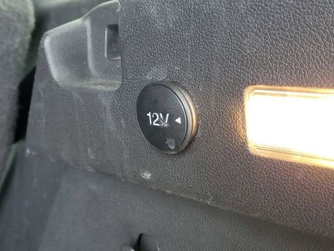 Used 2017 Ford Escape Titanium FWD image 8