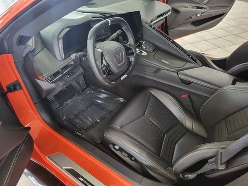 Used 2025 Chevrolet Corvette Z06 w/ Z07 Performance Package RWD image 13