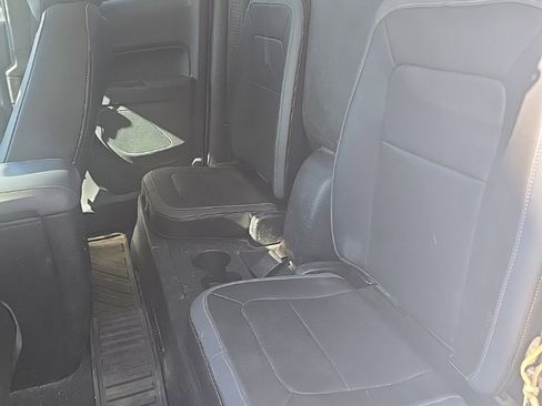 Used 2019 Chevrolet Colorado Z71 image 9