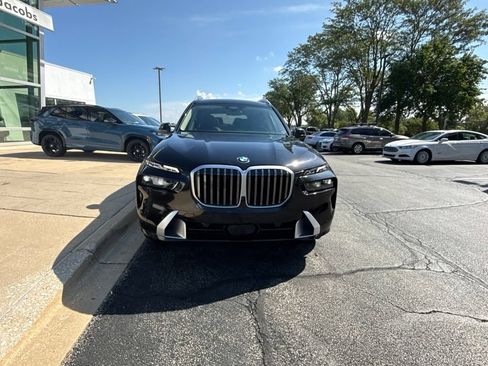 Used 2023 BMW X7 xDrive40i w/ Premium Package AWD/4WD image 8