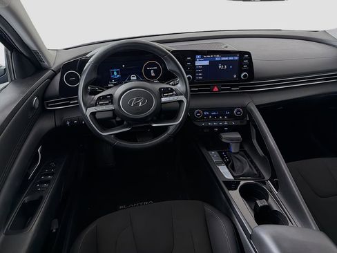 Used 2021 Hyundai Elantra SEL w/ Convenience Package image 23