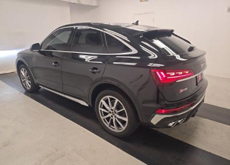 Used 2023 Audi SQ5 Prestige w/ Prestige Package AWD/4WD image 7