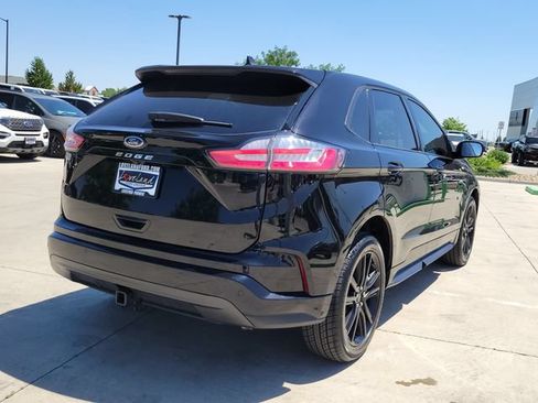 Certified 2022 Ford Edge ST-Line w/ Class II Trailer Tow Package AWD/4WD image 3