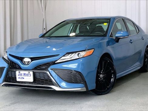 Used 2024 Toyota Camry XSE FWD image 12