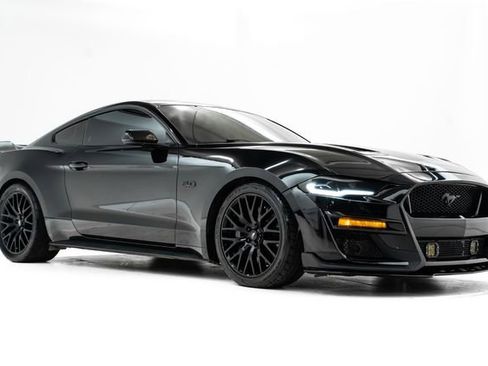 Used 2019 Ford Mustang GT w/ GT Performance Package RWD image 6