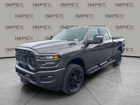 Used 2025 RAM 2500 Big Horn AWD/4WD image 1