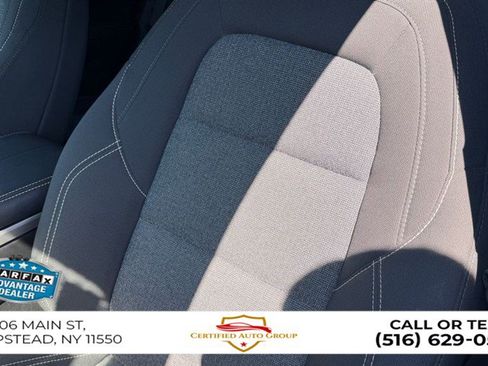 Used 2025 GMC Terrain Elevation AWD/4WD image 9