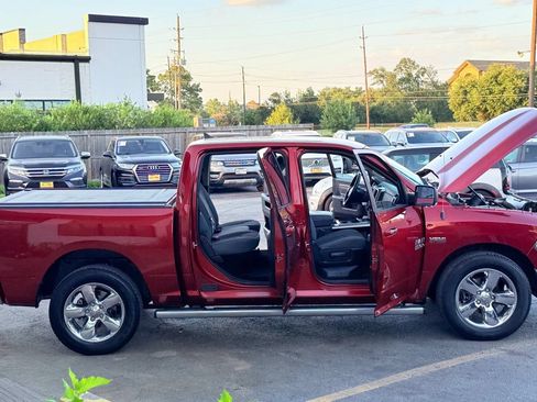 Used 2015 RAM 1500 Lone Star RWD image 22