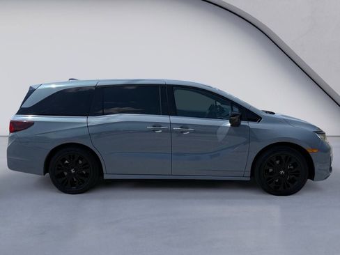 Used 2025 Honda Odyssey Sport-L image 6